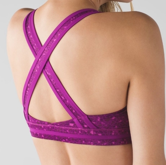 Lululemon Rack Pack size 4 Bra raspberry geometric - Picture 2 of 7